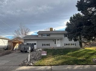 124 Columbia Way, Montrose, CO 81401