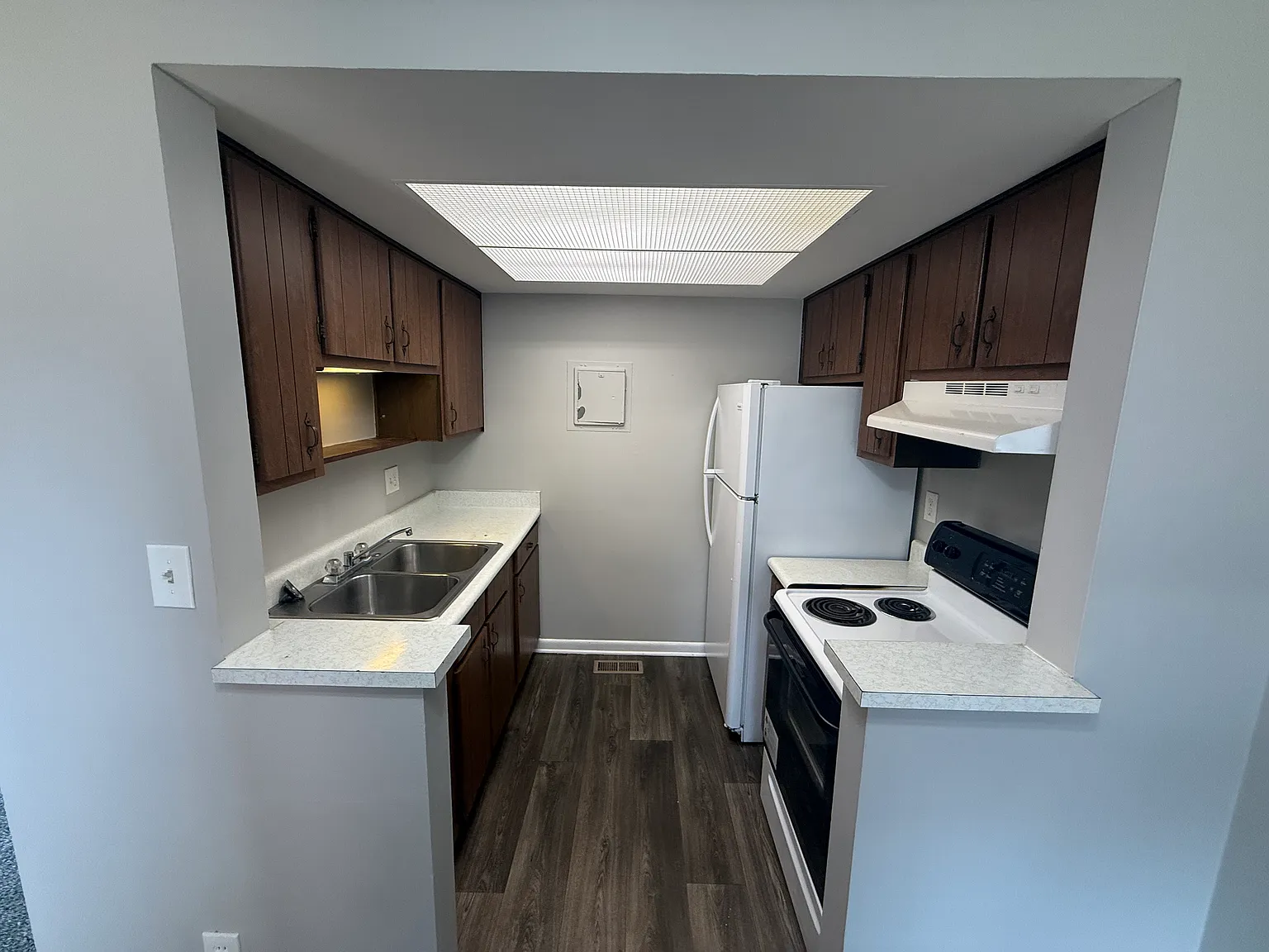 1 bed, 800 sqft, $850 — Photo 2
