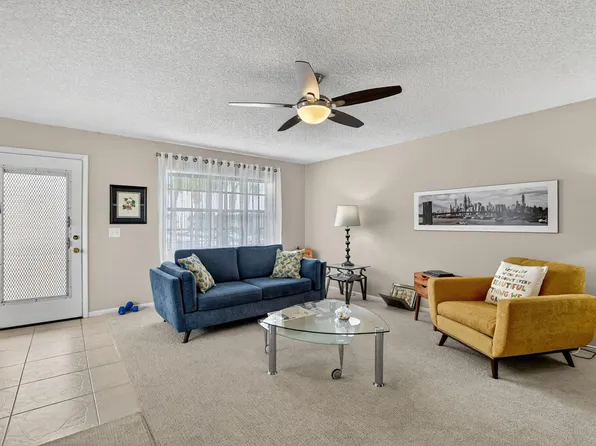 74 Burgundy B, Delray Beach, FL 33484