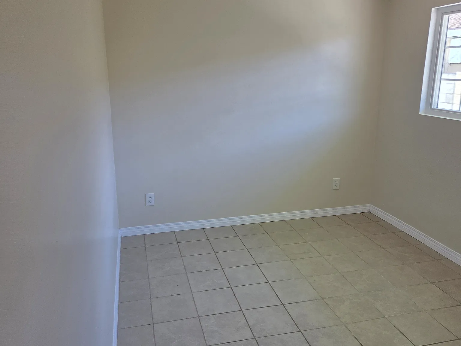 1545 Plaza Del Amo — Photo 1