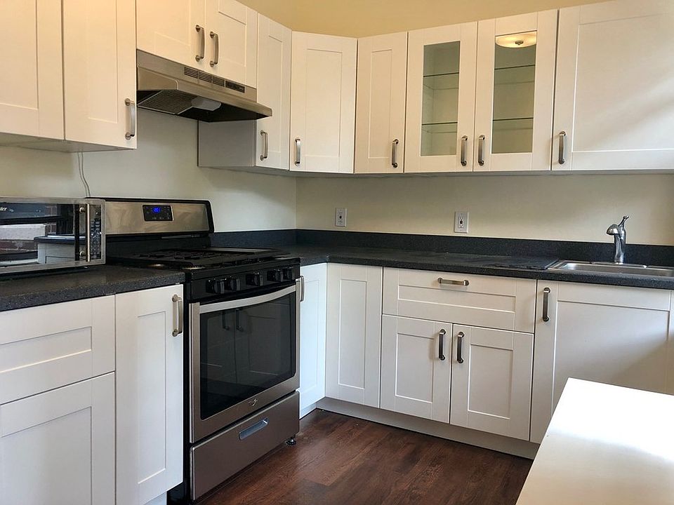 1st image of 191 Chestnut Hill Ave #15