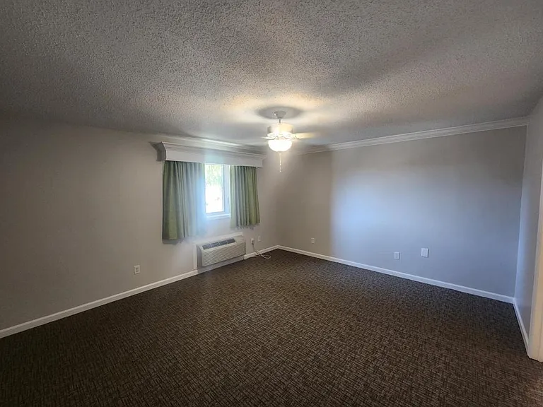 216 Double Eagle Dr #D-2 — Photo 24