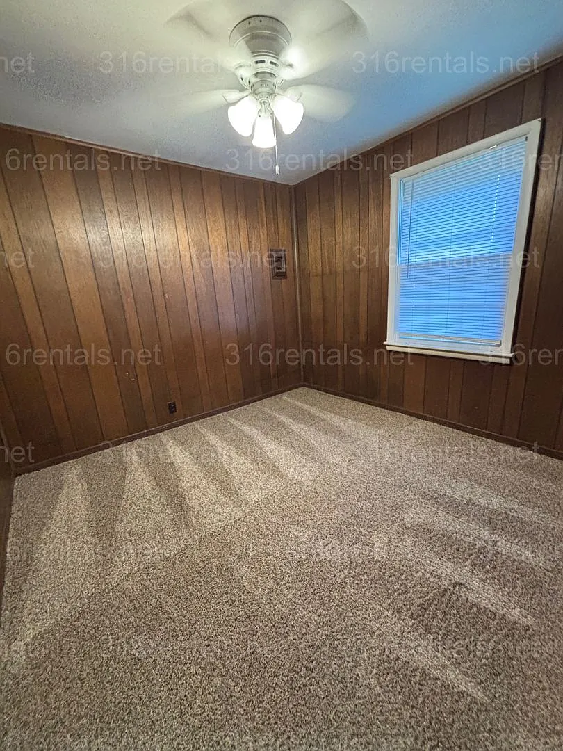 Two bed one bath available NOW! — Photo 4