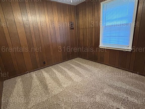4th image of 220 Ohio St