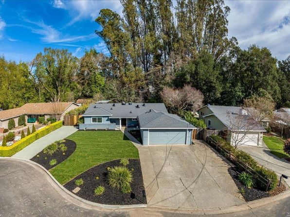 22 Queens Ct