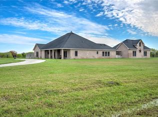 208 Patton Ln, Sandia, TX 78383