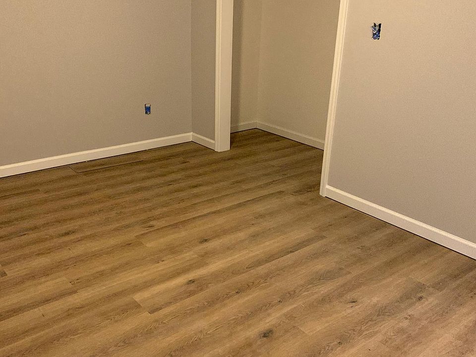 2nd image of 204 Maple Dr