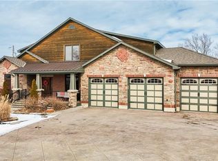 17492 Evans Rd, Tonganoxie, KS 66086