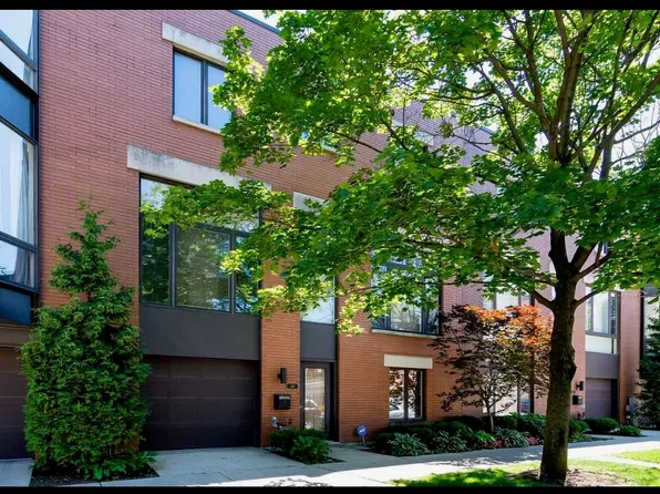 441 W Blackhawk St, Chicago, IL 60610