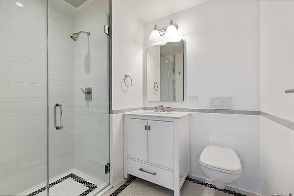 Rented by MNS | media 20