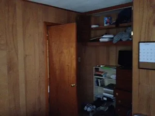 136 Linn St — Photo 5