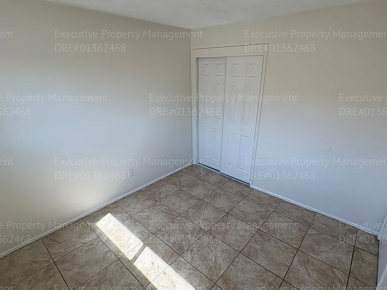 1405 Pacific St — Photo 26