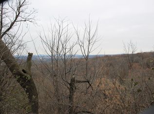 N2904 Smokey Hollow Rd, Poynette, WI 53955