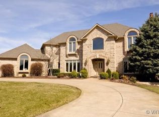 10541 Royal Porthcawl Dr, Naperville, IL 60564