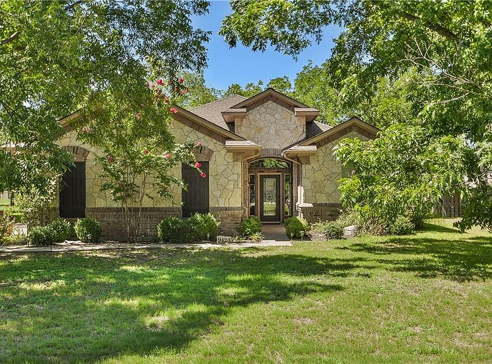 1st image of 9424 Gleneagles Dr