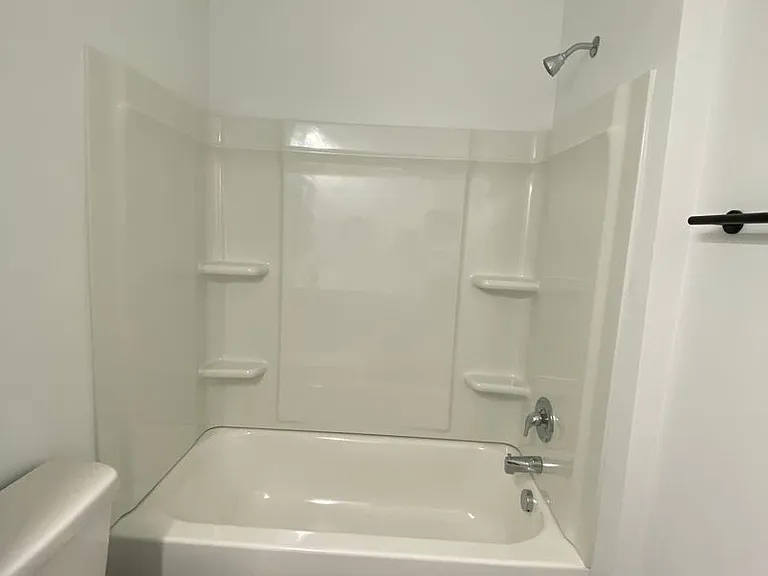 924 Excelsior St — Photo 10