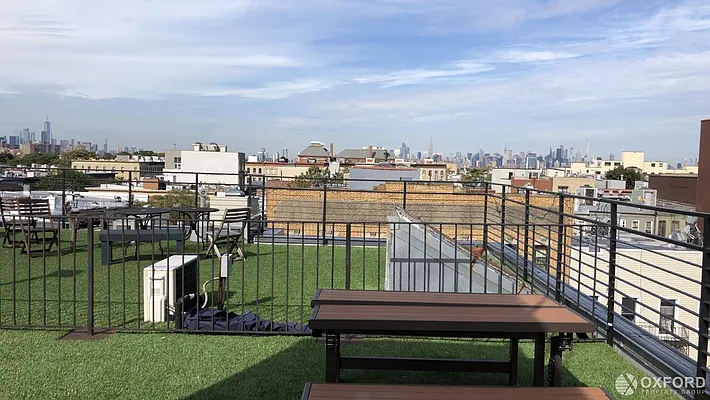 Rented by Oxford Property Group | media 80