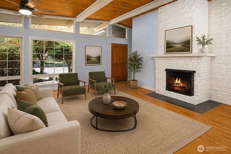 4th image of 1216 N 172nd Street
