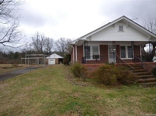 103 Seagle Ave SE, Valdese, NC 28690