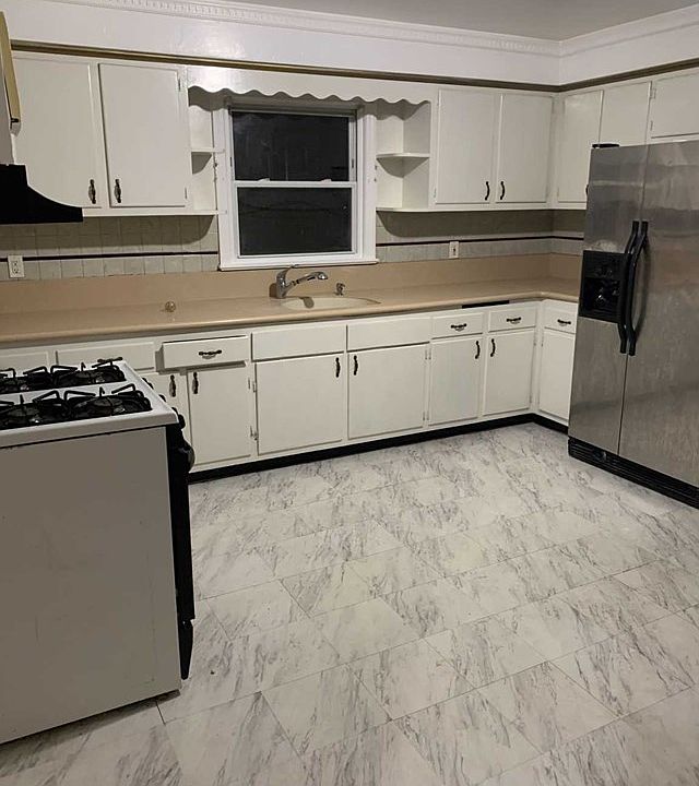1st image of 42 Boyden Ave APT 1