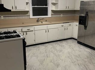 42 Boyden Ave APT 1, Maplewood, NJ