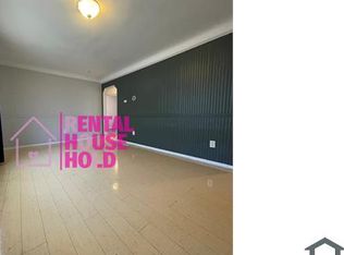 22849 Almond Ave, Eastpointe, MI 48021