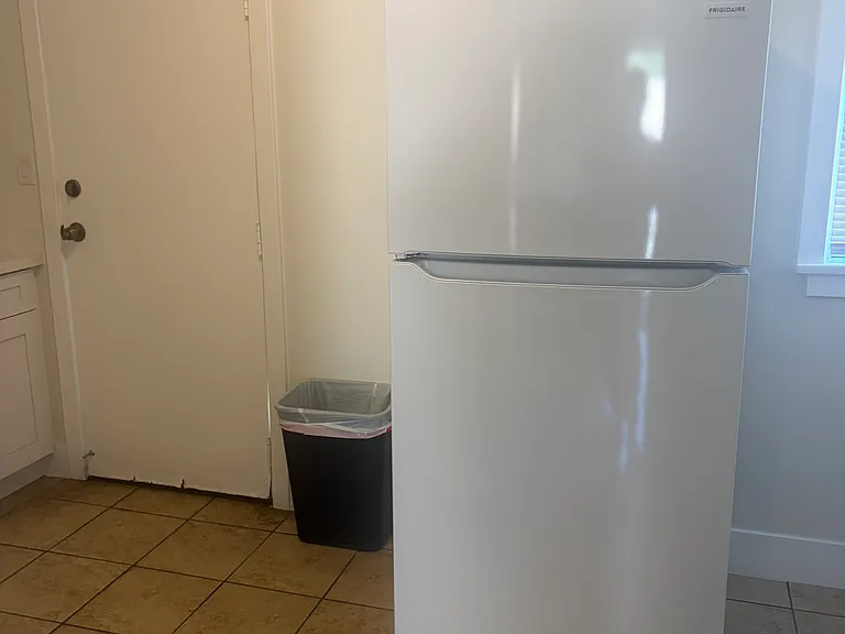 4609 Fern Pl #1/2 — Photo 8