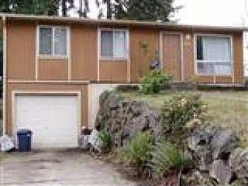 1st image of 2326 Oak Dr
