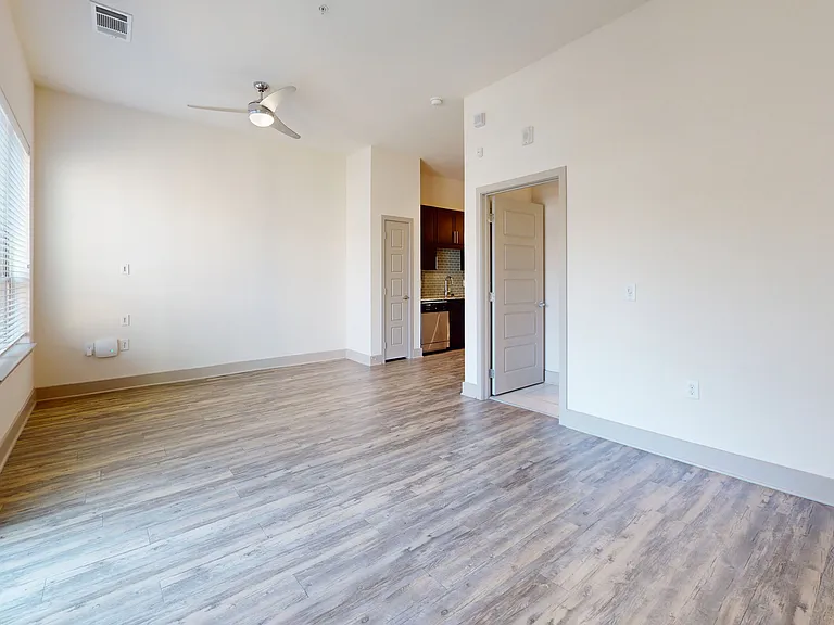 The Flats at Palisades — Photo 47