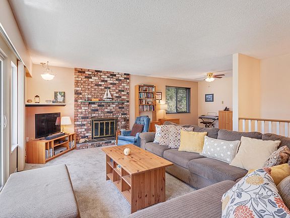 4th image of 11231 Clipper Ct