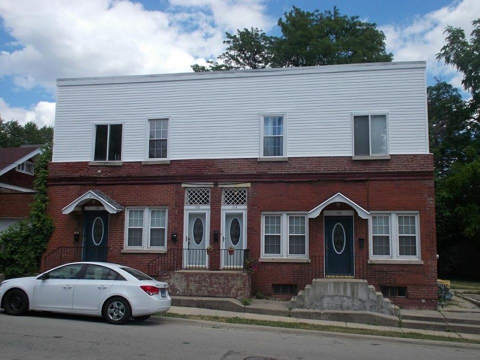 1st image of 110 S Chicago Ave