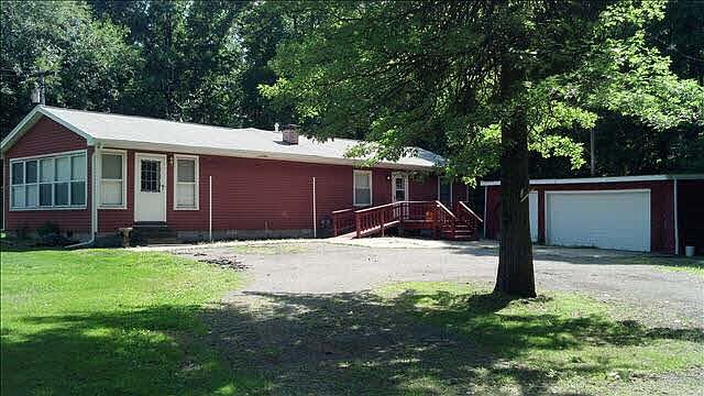 2nd image of 3635 Heiss Rd