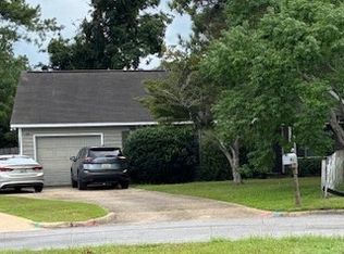109 W Fontana Cir, Dothan, AL 36305