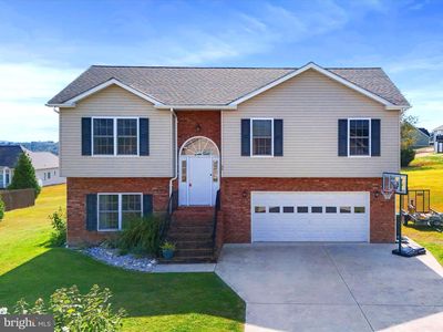 62 Redhaven Dr, Romney, WV, 26757