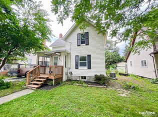 611 N Oak St, Durand, MI