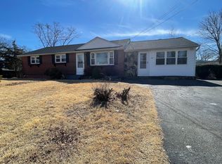 20 Bright St, Enfield, CT 06082