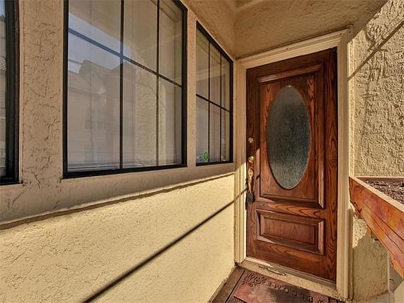 4th image of 3001 Cedar St #A-203