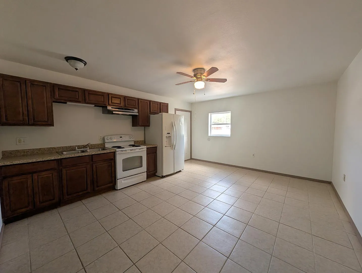 900 Hwy 367 - Unit A4 — Photo 3
