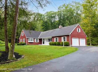 10 Niles Dr, Woodstock, NY 12498