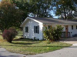 6633 W Burgandy Ln, Joplin, MO 64804