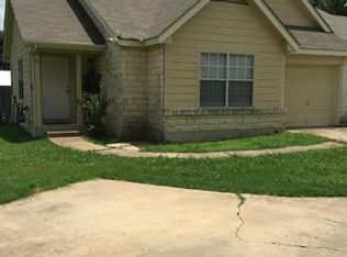 2904 Whisper Oaks Ln #A, Georgetown, TX 78628