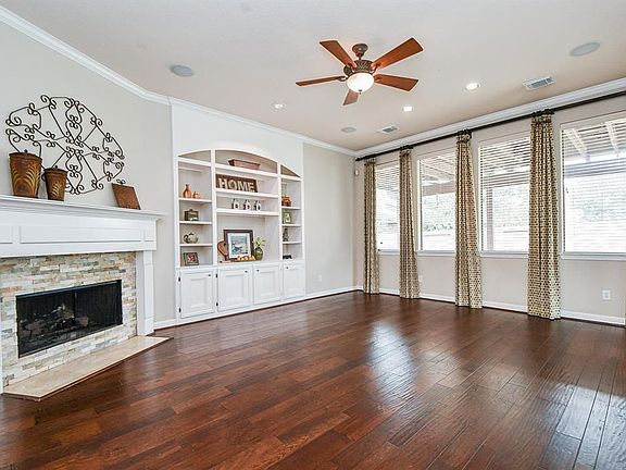 5th image of 7307 Arrowbrook Ct
