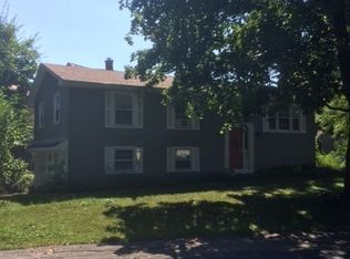 2 S East St, Saratoga Springs, NY 12866
