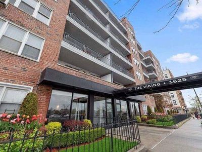1625 Emmons Ave APT 3X, Brooklyn, NY, 11235