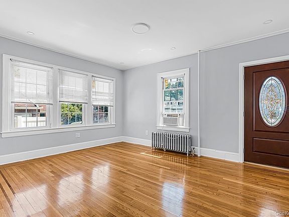 3rd image of 8747 216th Street