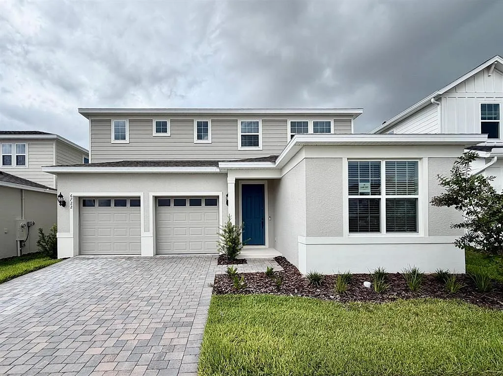 5 bed, 3.5 bath, 2631 sqft, $5,200 — Photo 1