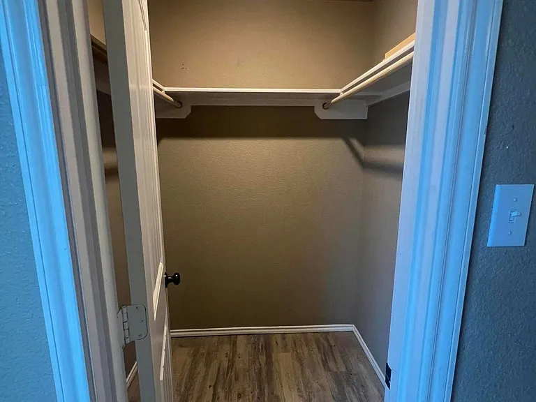 2627 Globe Ave — Photo 12