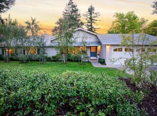 630 La Mesa Dr, Portola Valley, CA 94028