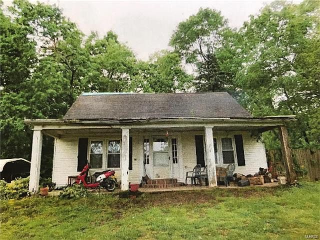 1st image of 2828 Bevin Dr