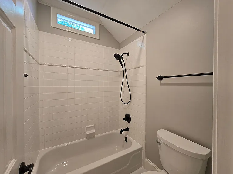 102 Eyemouth Ct — Photo 27
